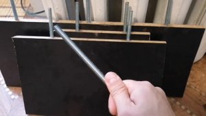 Закрепить полки на стену.