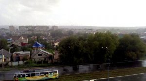 Шум дождя в шумном городе