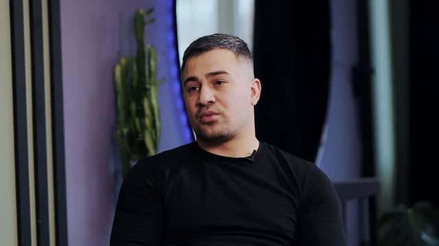 «Рустам Бгуашев» - хейтеры, жена, карьера| ЗамаЗнаетTalk смотреть онлайн