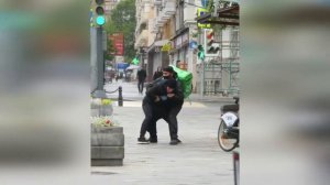 Литвин жёстко пранканул курьера доставки