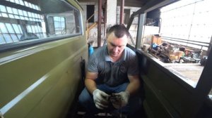 КОМ. Устанавливаем коробку отбора мощности.