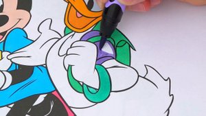 Coloring Minnie Mouse & Daisy Duck Disney Coloring Page Prismacolor Markers | KiMMi THE CLOWN
