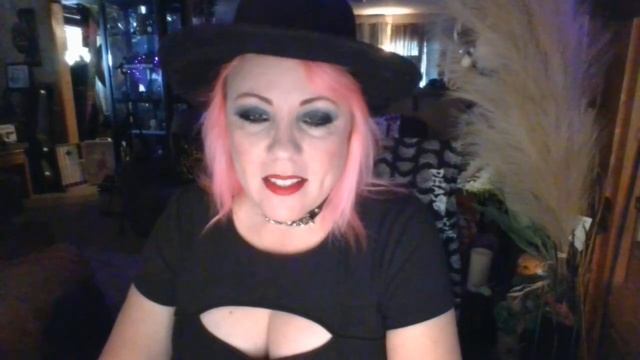 Daily "Quickie" Tarot Oracle Guide 9.29.22 "You're Father Wishes You No Harm.". смотреть онлайн