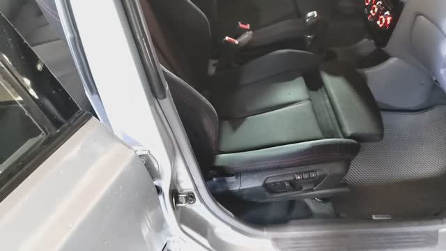 Сиденья BMW 3 F30 2012 в Hyundai Accent 2007. смотреть онлайн