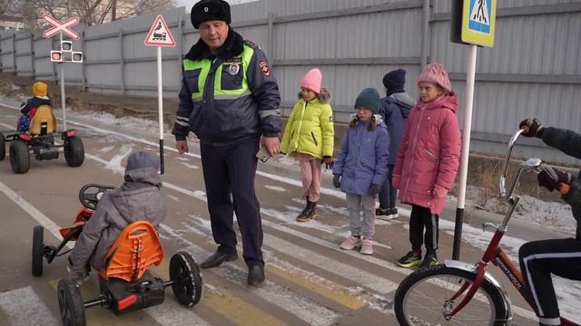 Бурятские Шумахеры. Как сесть за руль в 10 лет смотреть онлайн