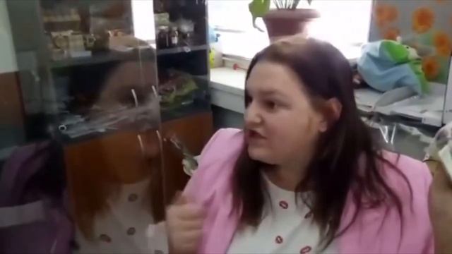 ПРИКОЛЫ ГЛУПАЯ ПРОДАВЩИЦА РЖАКА ЮМОР СМЕХ