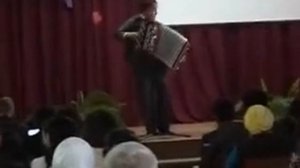 Ильяс Шарипов, баян