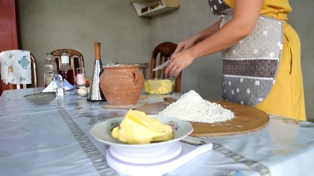 Guests from the village to help | for Lunch Dry Bozartma | For Chicken Tobacco Dinner ? смотреть онлайн