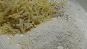 Жареные сырные лепешки с ветчиной