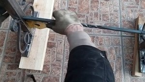 Как сделать скамейку. Скамейка своими руками - быстро и дёшево / Garden bench DIY