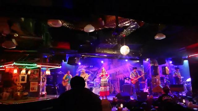 2019.4『トリプルステップダディ』ローレンス・ゴルビッチ смотреть онлайн