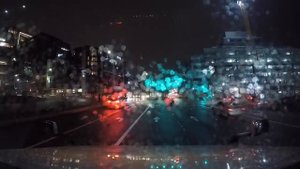 МЕНЯ ВЕЗЕТ ПОЛИЦИЯ! опасная доставка груза в центр Сиеттла в Америке! Дальнобой по США