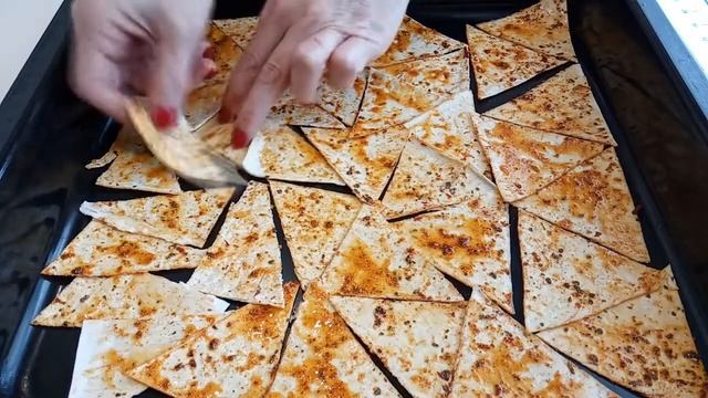 ЧИПСЫ ИЗ ЛАВАША ЗА 5 МИНУТ/ДЛЯ ЛЮБИТЕЛЕЙ ОЛИВОК!ОЧЕНЬ ВКУСНАЯ ЗАКУСКА ИЗ ОЛИВОК
