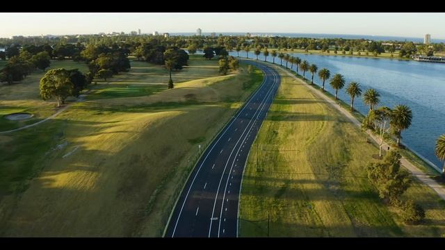 Albert Park 2022: The Completed Circuit, The Brand New F1® Australian Grand Prix Circuit - Episode смотреть онлайн