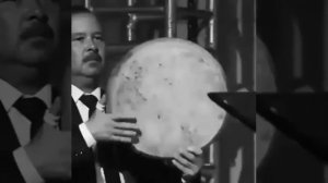 Чурабек муродов даст бар сурох бари аз захри мор Андеша кун