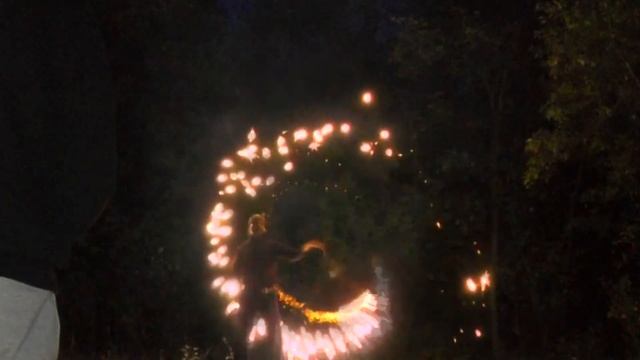 Сегодня Воин Света ты! Твои доспехи Меч и Щит. смотреть онлайн