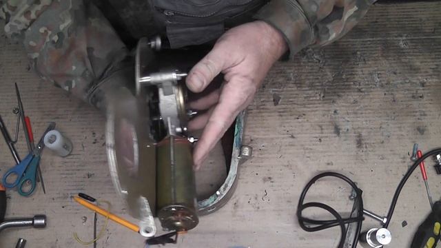 Электропривод на ходовой винт токарного станка ТВ-16. Колхозно но эффективно.