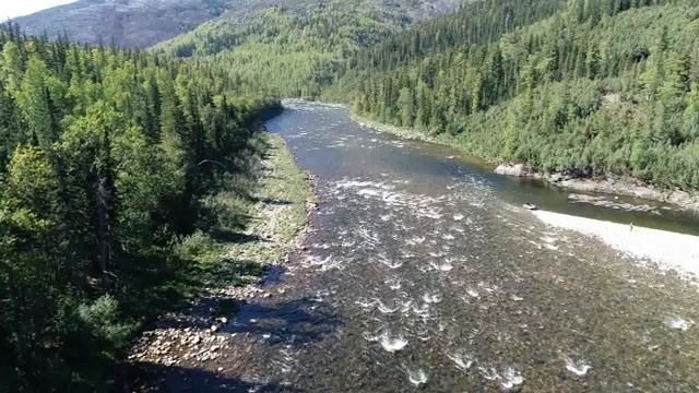 Тренировочный полет над Большой Миней смотреть онлайн