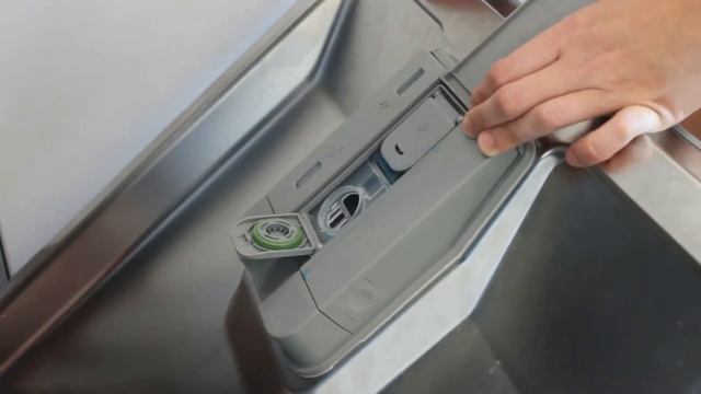 Добавление моющего средства.  Встраиваемая посудомоечная машина Beko DIN48430
