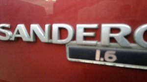 Наклейка Sandero ободралась через 6 лет Renault Sandero Stepway 2012