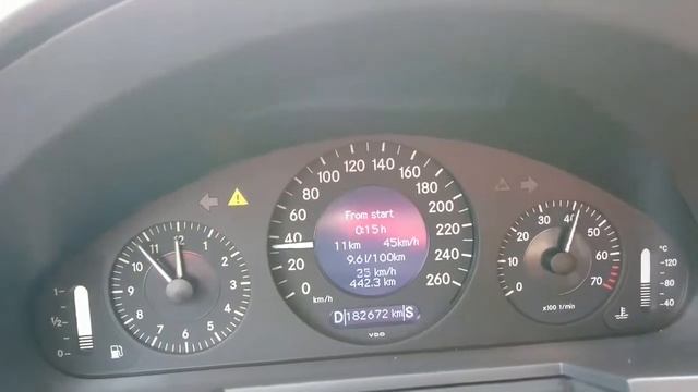 Mercedes E 200 Kompressor '05 - Acceleration смотреть онлайн