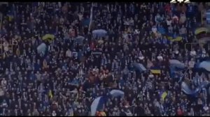 болельщики Днепра поют песню 'Воины света'