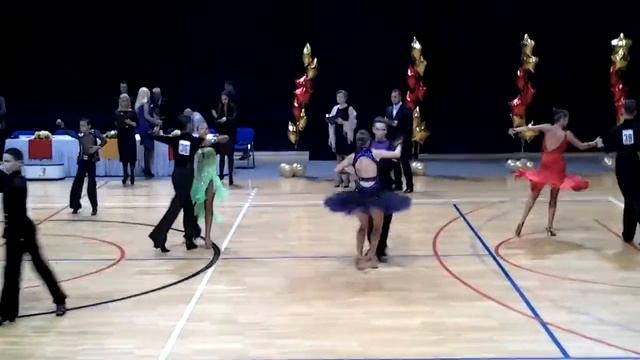 Четверть финал 1 ча ча ча Юниоры 2 RS Мозаика Климовск смотреть онлайн