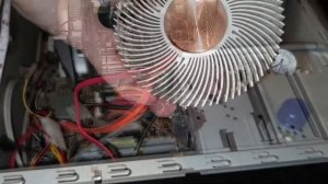 Замена термопасты GD900 чистка радыатора на пк легко и просто