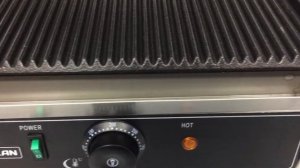 Гриль контактный Hurakan HKN-PE34R