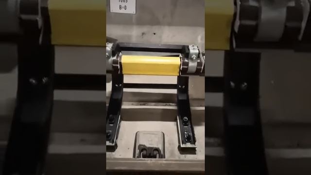 Контактный рельс, в метро, и для чего он нужен смотреть онлайн