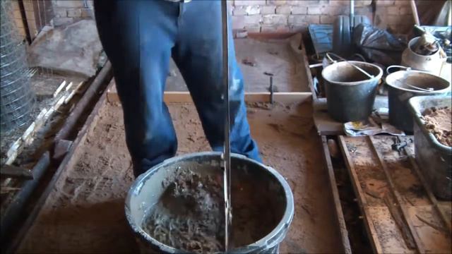 САМОДЕЛЬНЫЙ РУЧНОЙ МИКСЕР ДЛЯ ЗАМЕСА БЕТОНА   HOMEMADE HAND MIXER FOR MIXING CONCRETE