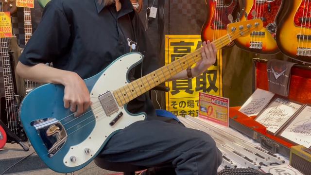 FENDER 1973 Telecaster Bass смотреть онлайн