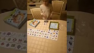 У нас новая игра "жми лося"