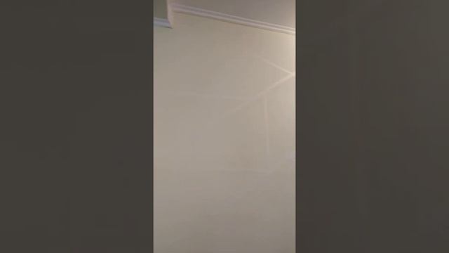 приображение стены (геометрические фигуры )роспись стен, дизайн