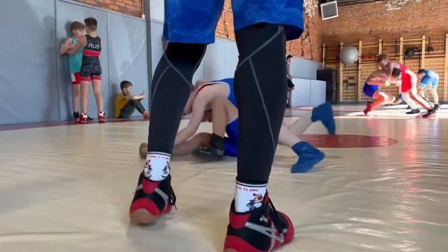 Гатчинская Школа Борьбы. Азамат Хандохов- работа на результат. смотреть онлайн