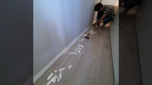 Демонтаж плинтуса перед установкой шкаф-кровати смотреть онлайн