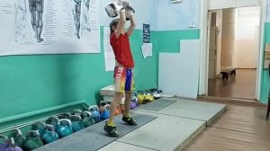 Гиревой спорт от Алферовой. Толчок 8+8кг:1.5'