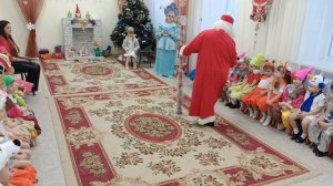 "Озорная хлопушка" новогодний утренник в средней группе