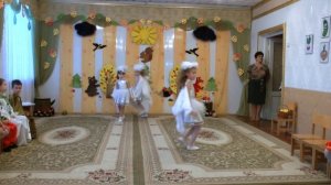 Танец лебедей в детском саду "Росинка"Воспитатель Леонтович С. В.Старшая группа.2015 .