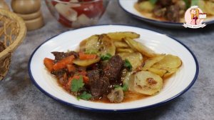 Говядина с картошкой в духовке, сочная и мягкая. Как вкусно запечь говядину