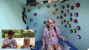 100 Mystery Buttons...Only 1 Will Let you ESCAPE this Box! ? | Piper Rockelle
