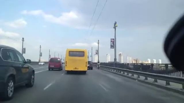 маршрутка 072-64 КА и Toyota Venza г.Киев - читаем описание!!! смотреть онлайн