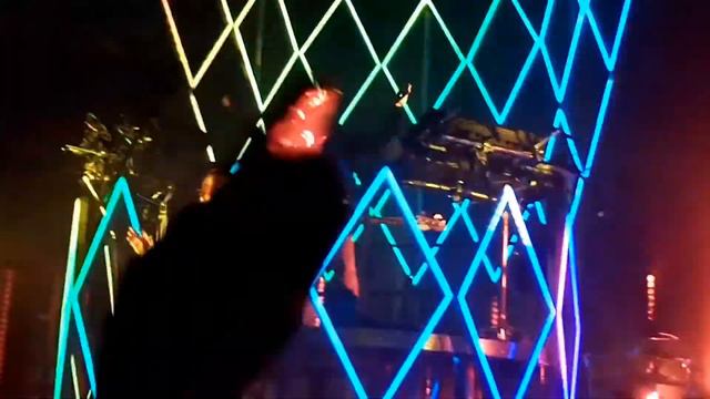 Tokio Hotel - The Heart Get No Sleep 29.04.2017 Krasnodar смотреть онлайн