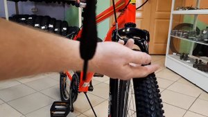 Как правильно отрегулировать V-brake тормоза на скоростном велосипеде для новичка!
