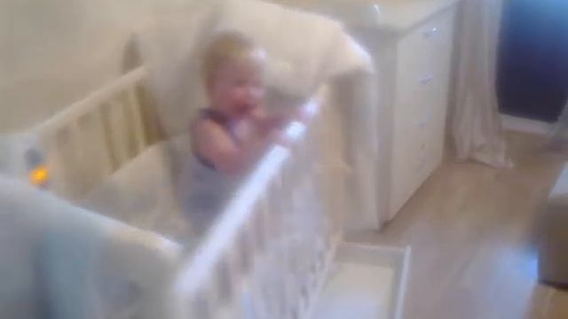 Кроватка и пеленальный комод(столик) для новорожденного смотреть онлайн