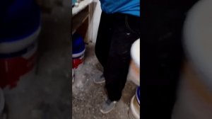 Покраска декоративной штукатурки "Карта мира".