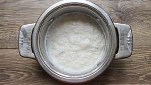 Рисовая каша с кокосовой стружкой и сгущенным молоком