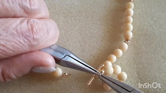 Переделка антикварных и винтажных украшений. Чем заменить протектор для тросика. Мастер класс.