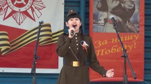 2017.05.09. "Это просто война". Диана Анкудинова. 9 мая, г.Тольятти, парк Победы.
