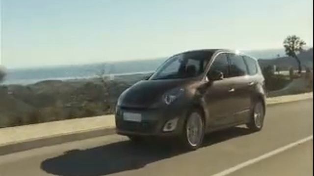 Renault Grand Scenic смотреть онлайн